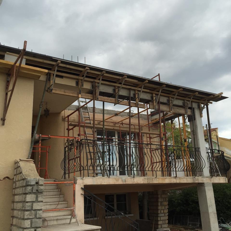 Extension maçonnée sur maison à La Garde – travaux de gros œuvre par DPconstruction83